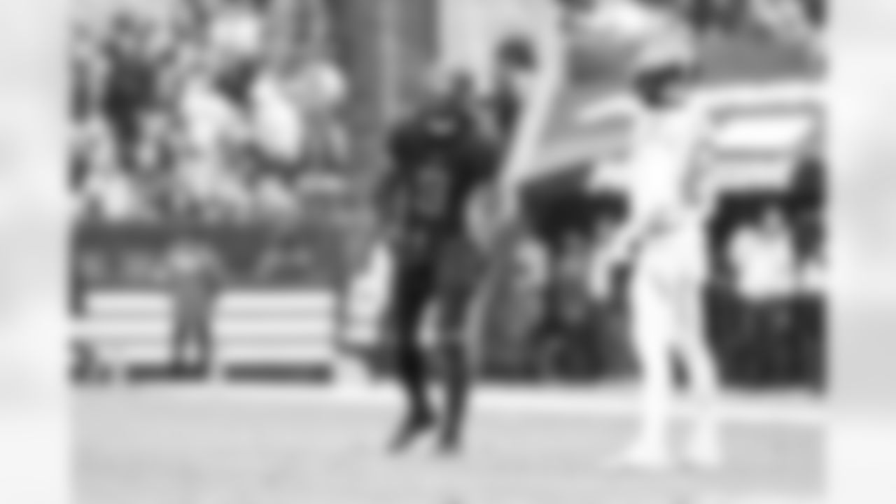 Safety Grant Delpit (9) during a NFL football game between the Tennessee Titans and Cleveland Browns on December 7, 2025 at Huntington Bank Field.