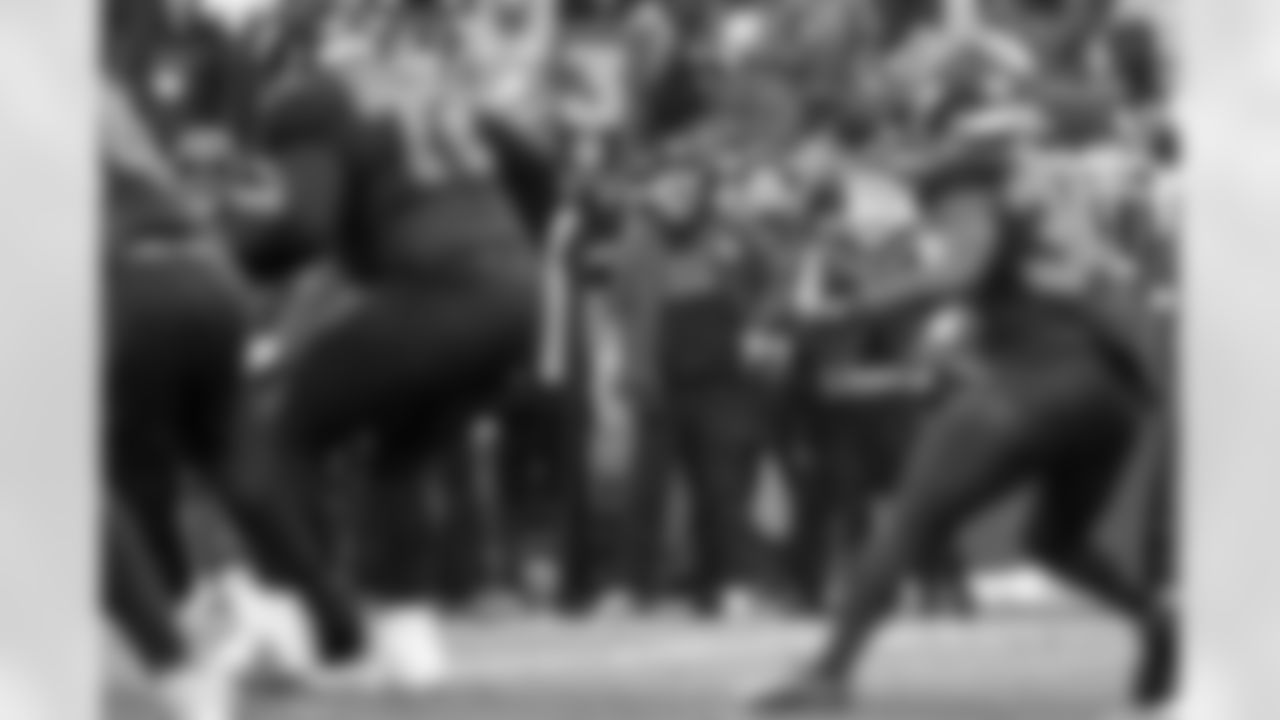 Head Coach Kevin Stefanski during a NFL football game between the Tennessee Titans and Cleveland Browns on December 7, 2025 at Huntington Bank Field.