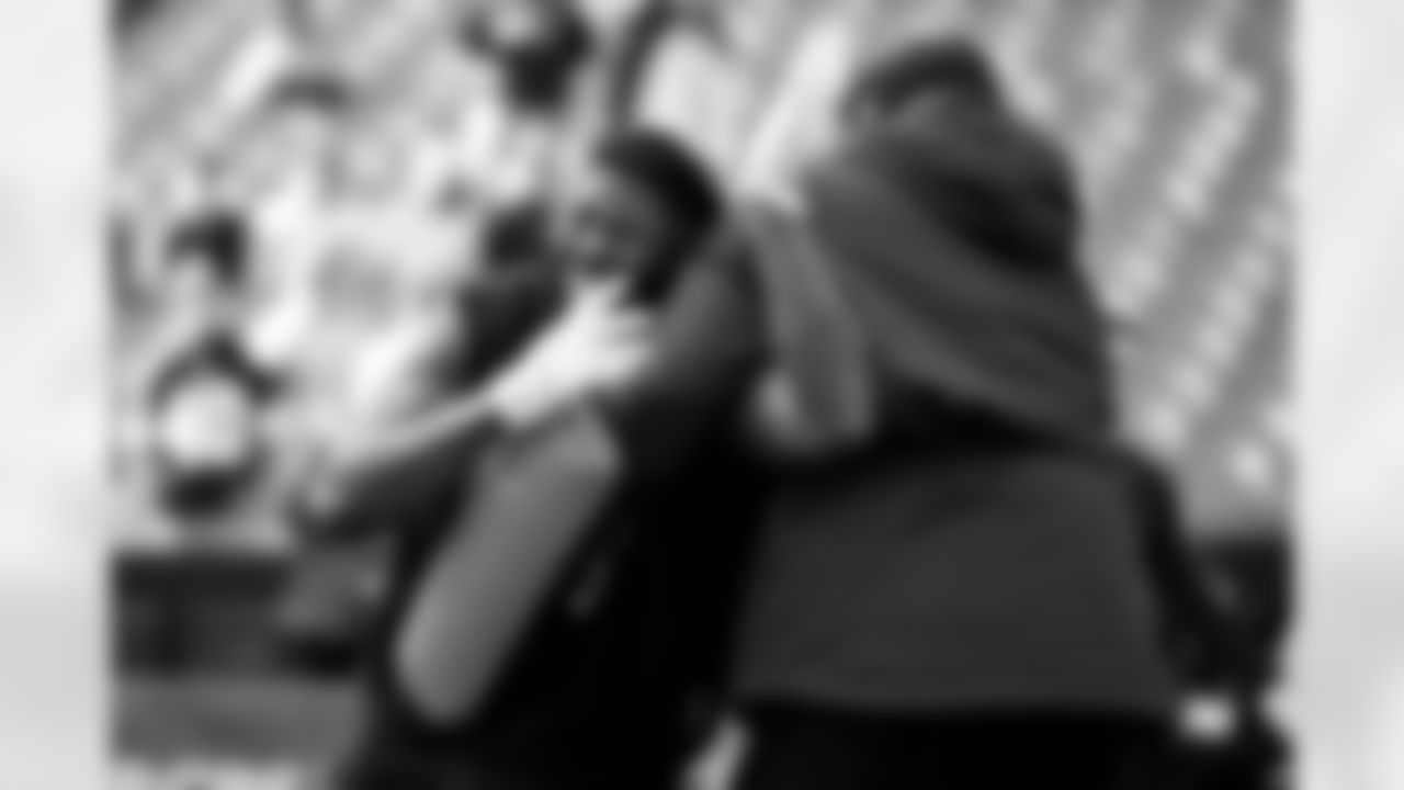 Defensive end Alex Wright (91) before a NFL football game between the Buffalo Bills and Cleveland Browns on December 21, 2025 at Huntington Bank Field.