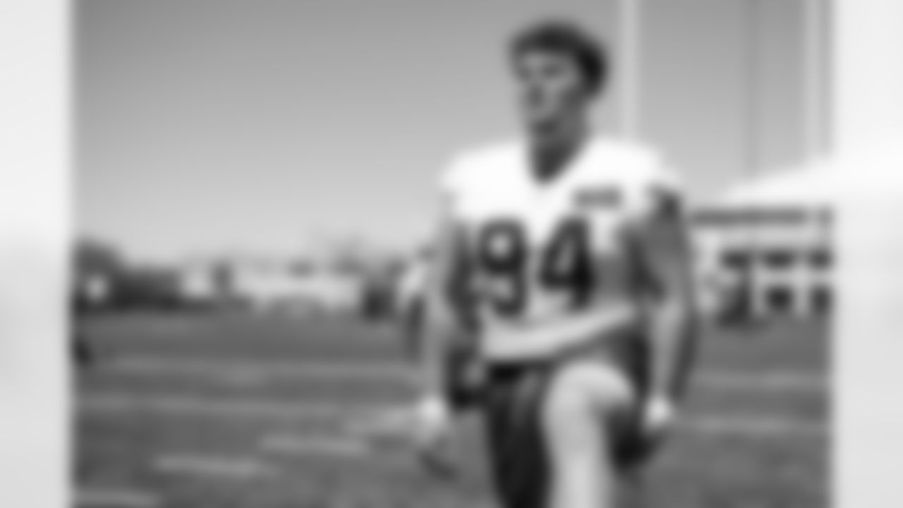 Defensive lineman Mason Graham (94) during fieldwork on the first day of Rookie Minicamp at CrossCountry Mortgage Campus on May 9, 2025.