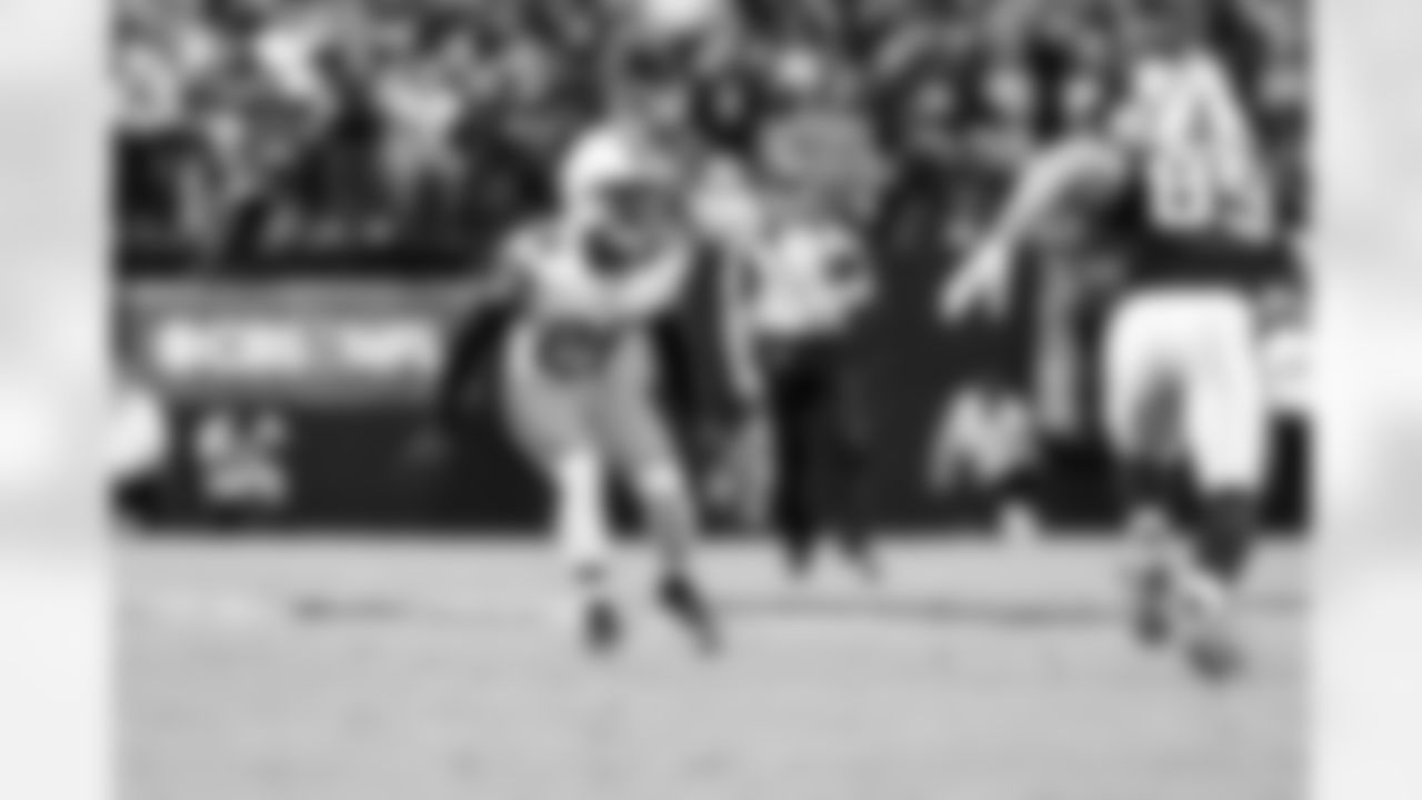 Cornerback Myles Harden (26) during a NFL football game between the Cleveland Browns and Las Vegas Raiders on November 23, 2025 at Allegiant Stadium.