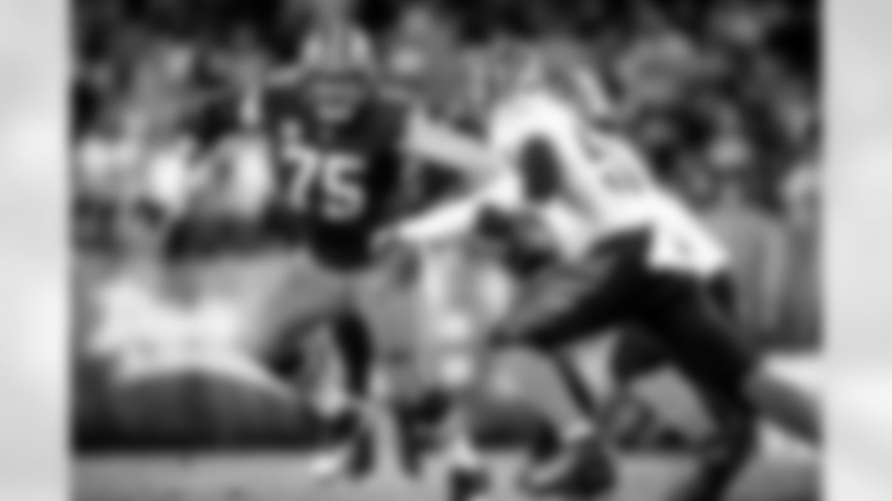 Offensive guard Joel Bitonio (75) during a NFL football game between the Cincinnati Bengals and Cleveland Browns on Monday Night Football on October 31, 2022 at FirstEnergy Stadium. The Browns won 13-32.