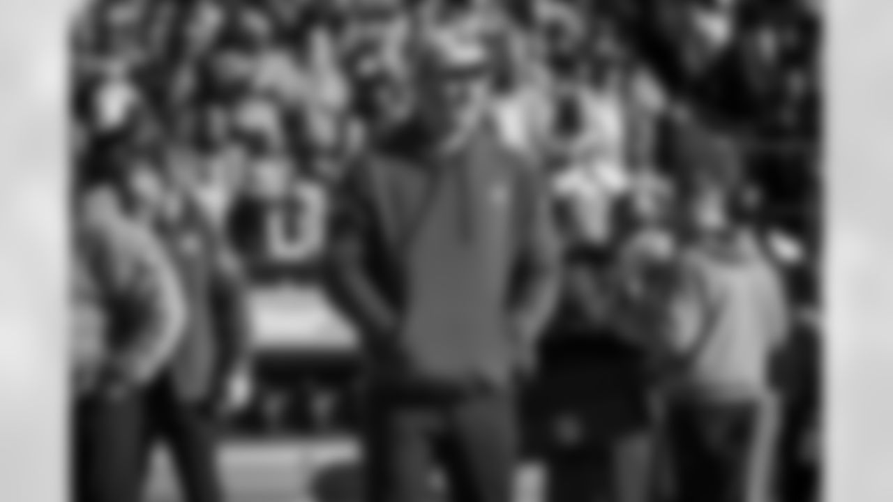 Head Coach Kevin Stefanski before a NFL football game between the Cleveland Browns and Denver Broncos on November 26, 2023 at Empower Field at Mile High.