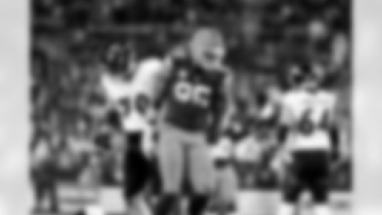 Defensive end Myles Garrett (95) during a NFL football game between the Baltimore Ravens and Cleveland Browns on November 16, 2025 at Huntington Bank Field.