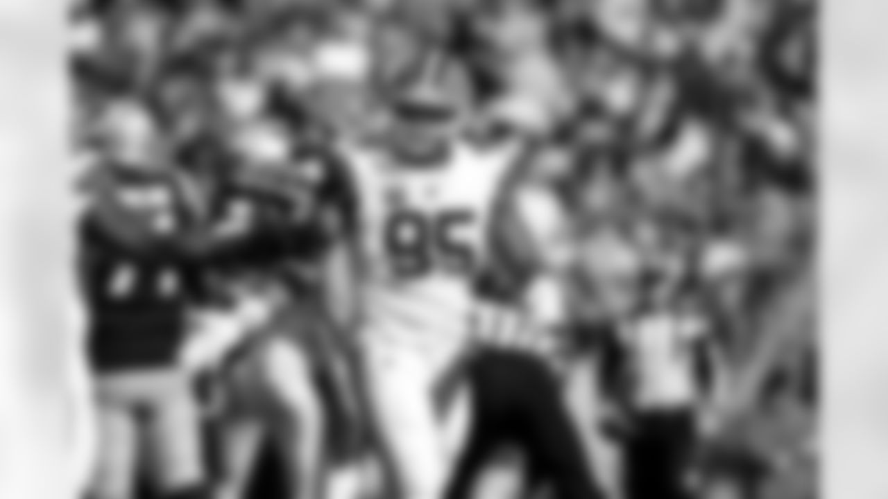 Defensive end Myles Garrett (95) during a NFL football game between the Cleveland Browns and New England Patriots on October 26, 2025 at Gillette Stadium.