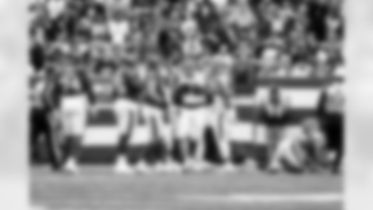 Defensive end Cameron Thomas (99) during a NFL football game between the Cleveland Browns and New York Jets on November 9, 2025 at MetLife Stadium.