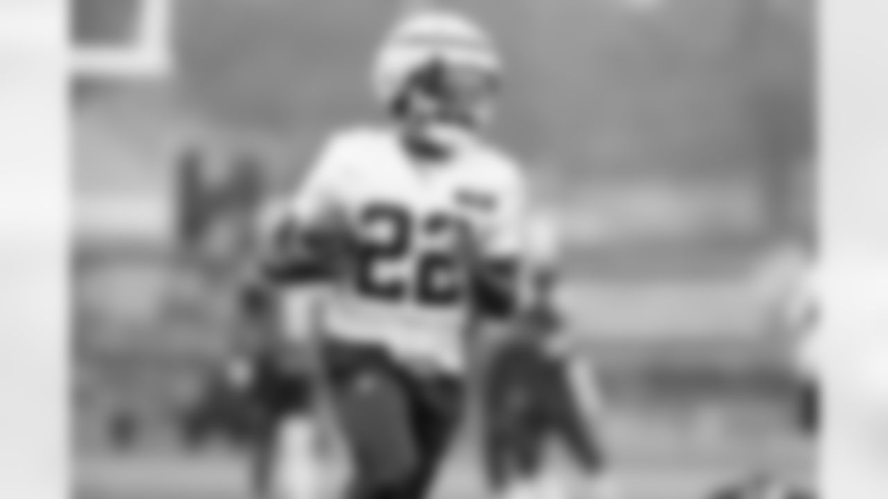 Running back Dylan Sampson (22) during Day 17 of Training Camp at CrossCountry Mortgage Campus on August 21, 2025.