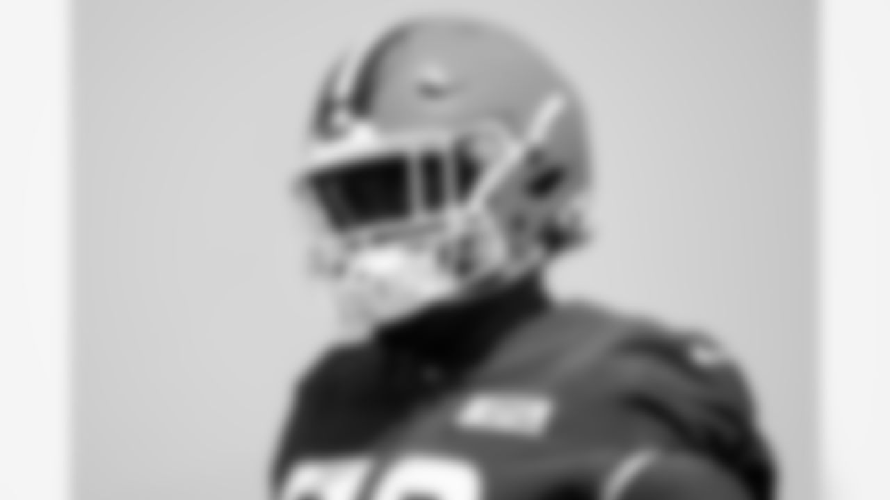 Offensive tackle Jason Ivey (72) during the second day of mandatory minicamp at CrossCountry Mortgage Campus on June 11, 2025.