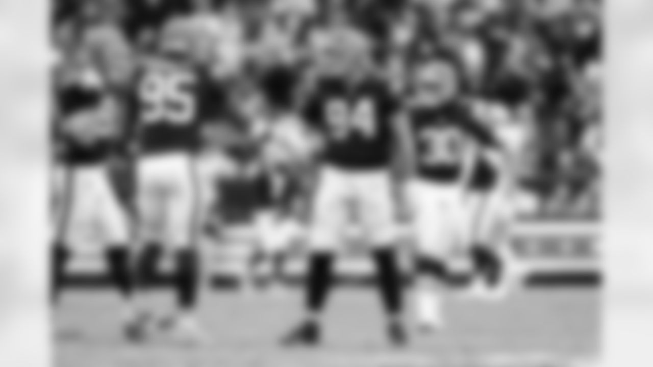 Defensive end Myles Garrett (95) and Defensive tackle Mason Graham (94) during a NFL football game between the San Francisco 49ers and Cleveland Browns on November 30, 2025 at Huntington Bank Field.