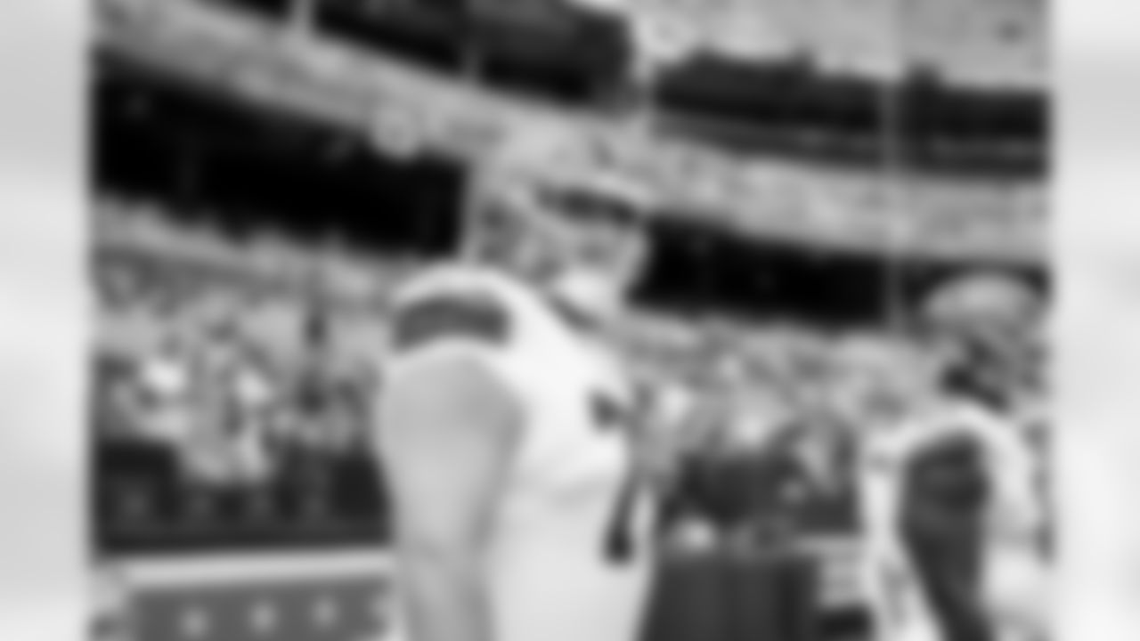 Offensive guard Joel Bitonio (75) before a preseason NFL football game between the Los Angeles Rams and Cleveland Browns on August 23, 2025 at Huntington Bank Field.