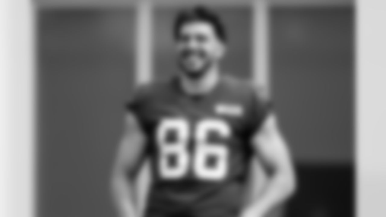 Tight end Blake Whiteheart (86) during the third day of mandatory minicamp at CrossCountry Mortgage Campus on June 12, 2025.