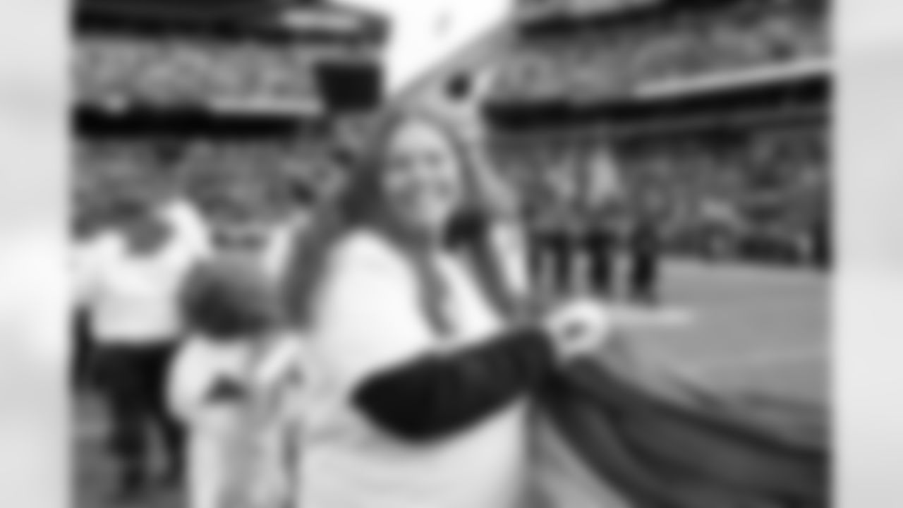 Bud Light Folds of Honor U.S. Flag Holders before a NFL football game between the San Francisco 49ers and Cleveland Browns on November 30, 2025 at Huntington Bank Field. The Browns lost 8-26.