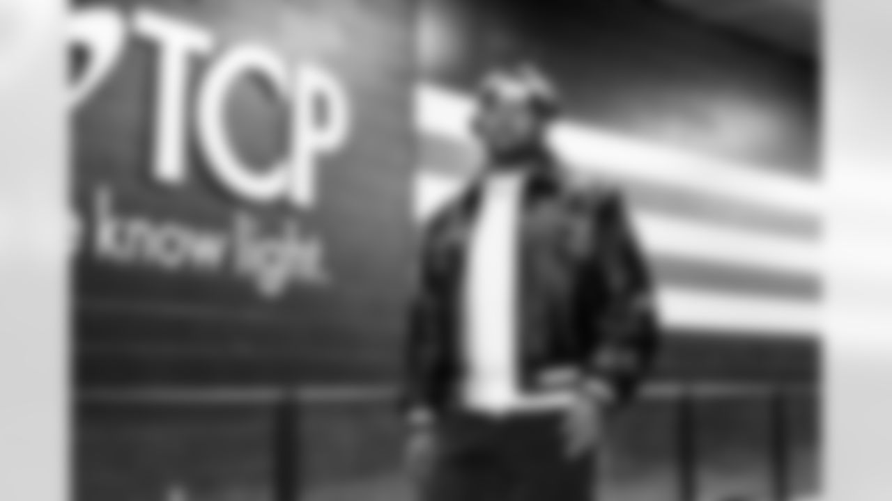 Defensive tackle Mike Hall Jr. (51) before a NFL football game between the Pittsburgh Steelers and Cleveland Browns on December 28, 2025 at Huntington Bank Field.