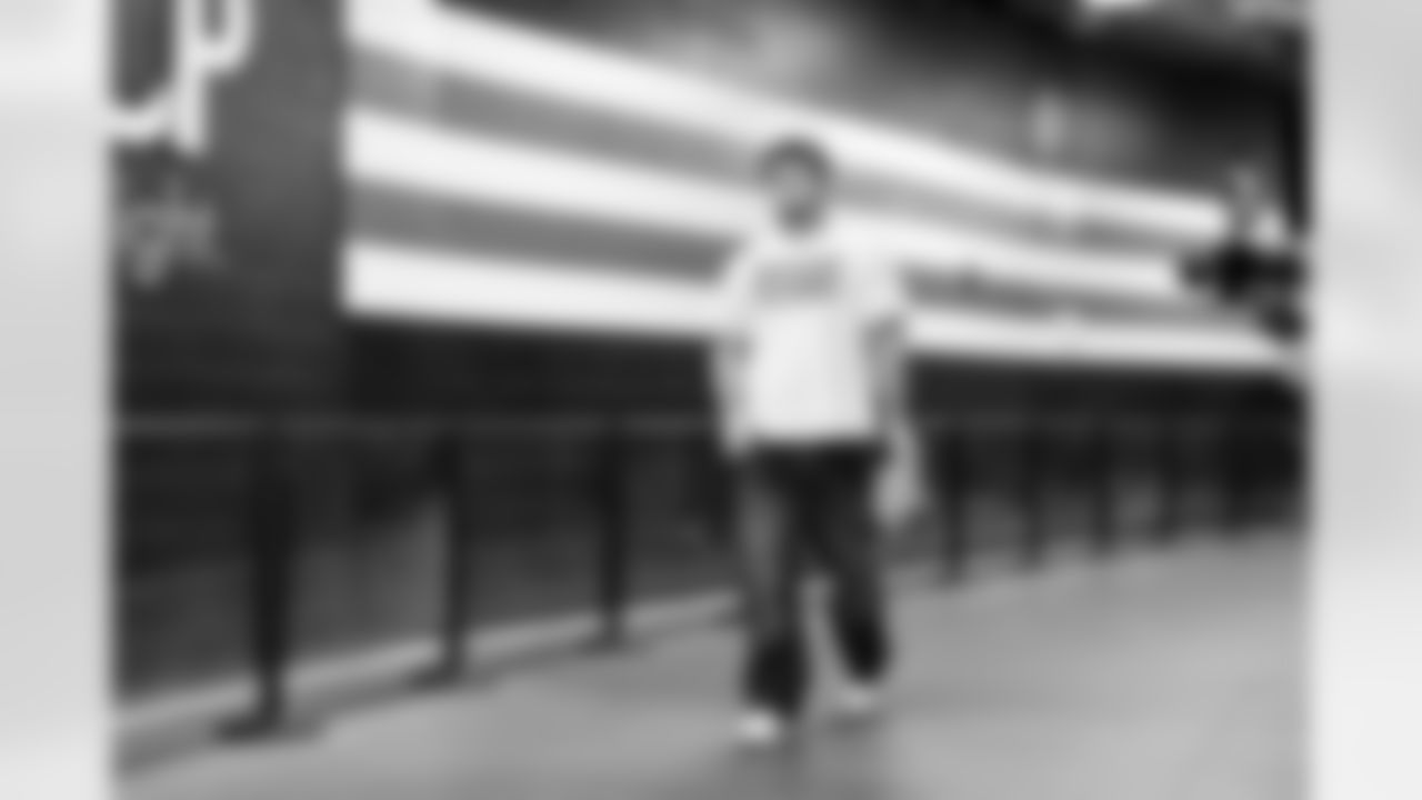 Defensive tackle Mason Graham (94) before a NFL football game between the Baltimore Ravens and Cleveland Browns on November 16, 2025 at Huntington Bank Field.