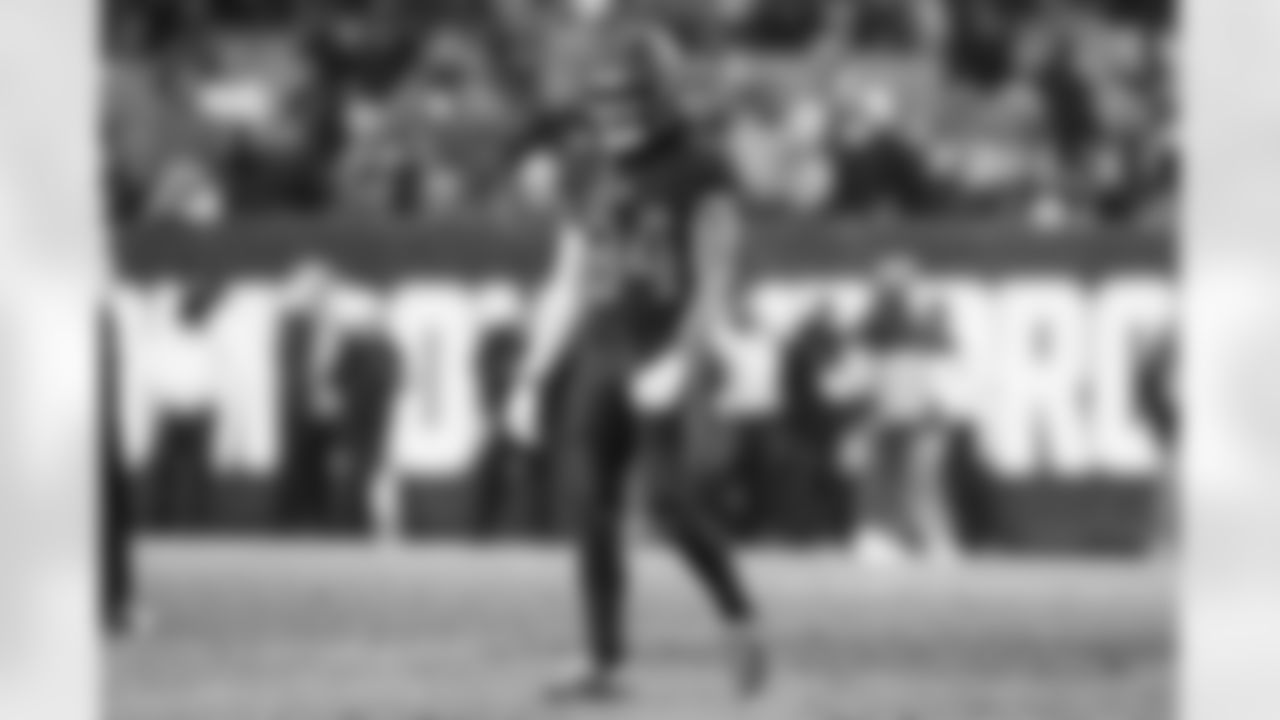 Wide receiver Gage Larvadain (84)