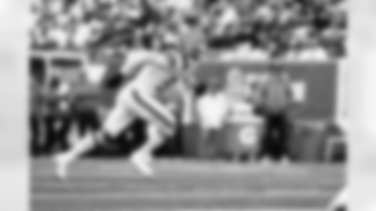 Safety Grant Delpit (9) during a NFL football game between the Cleveland Browns and New York Jets on November 9, 2025 at MetLife Stadium.