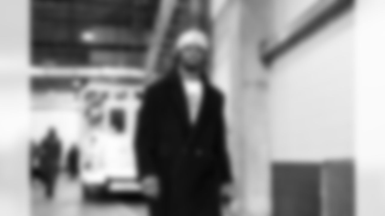 Linebacker Jerome Baker (17) before a NFL football game between the Cleveland Browns and Cincinnati Bengals on January 4, 2026 at Paycor Stadium.