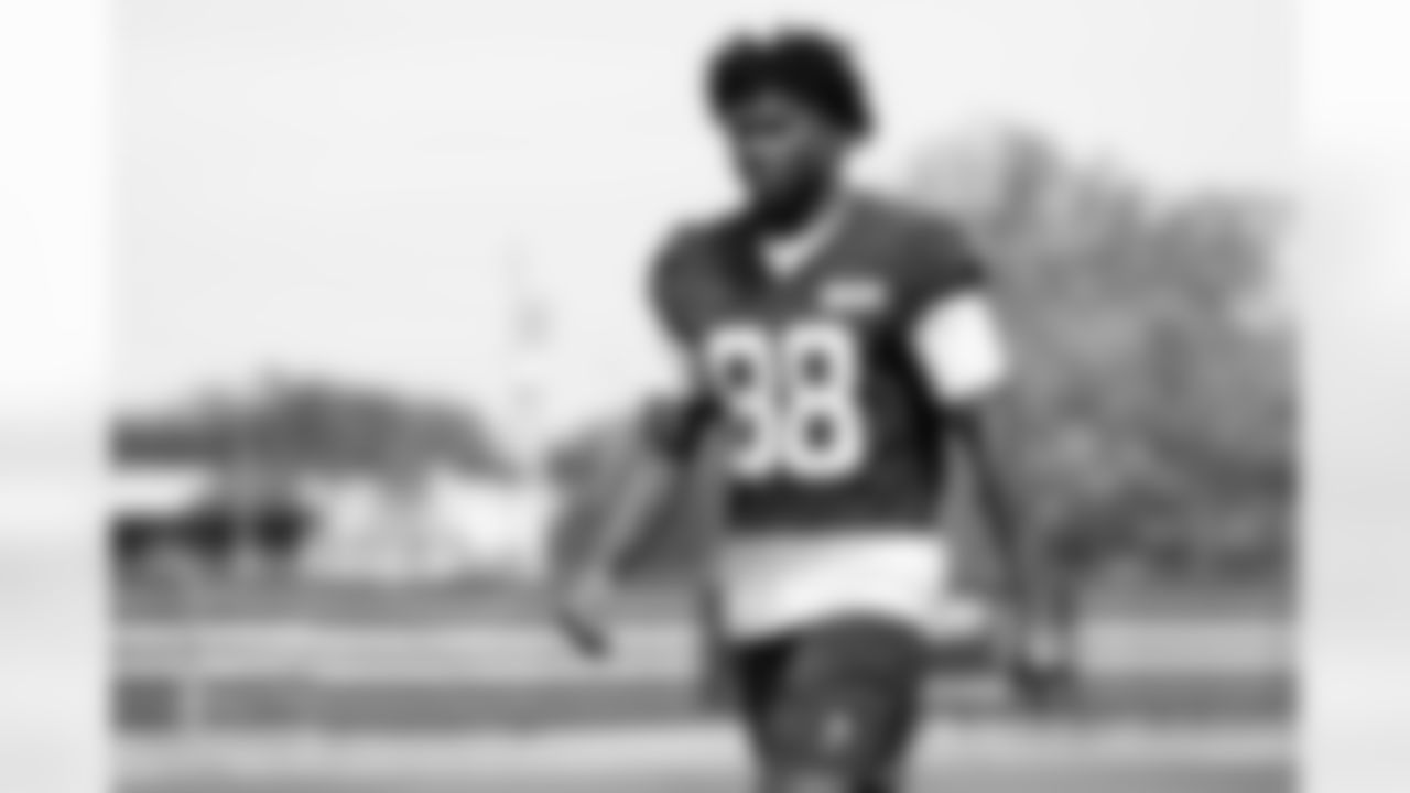 Tight end Harold Fannin Jr. (88) during fieldwork in Phase II of the offseason at CrossCountry Mortgage Campus on May 12, 2025.