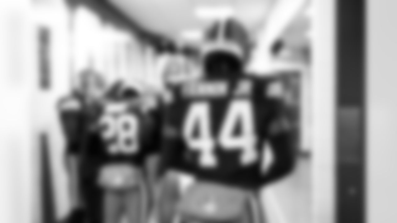 Tight end Harold Fannin Jr. (44) before a NFL football game between the Pittsburgh Steelers and Cleveland Browns on December 28, 2025 at Huntington Bank Field.