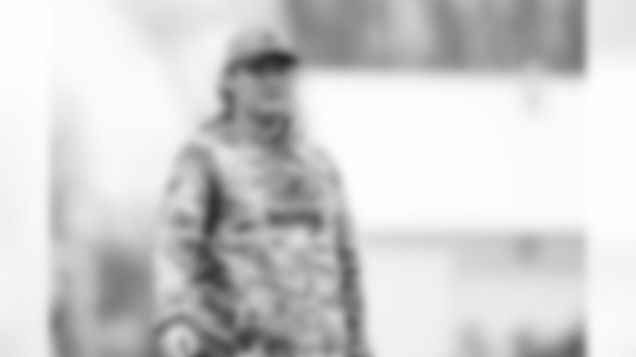 Linebackers Coach Jason Tarver during practice at CrossCountry Mortgage Campus on December 17, 2025.