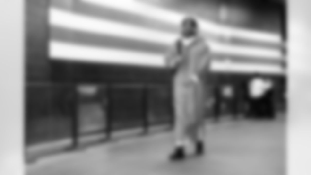 Linebacker Mohamoud Diabate (43) before a NFL football game between the Tennessee Titans and Cleveland Browns on December 7, 2025 at Huntington Bank Field.