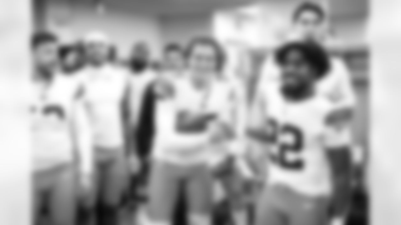 The Browns celebrate after a NFL football game between the Cleveland Browns and Cincinnati Bengals on January 4, 2026 at Paycor Stadium.