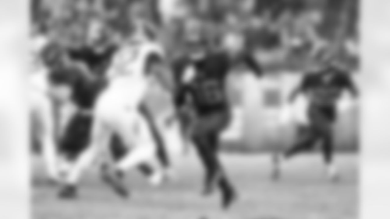 Wide receiver Isaiah Bond (16) during a NFL football game between the Tennessee Titans and Cleveland Browns on December 7, 2025 at Huntington Bank Field.