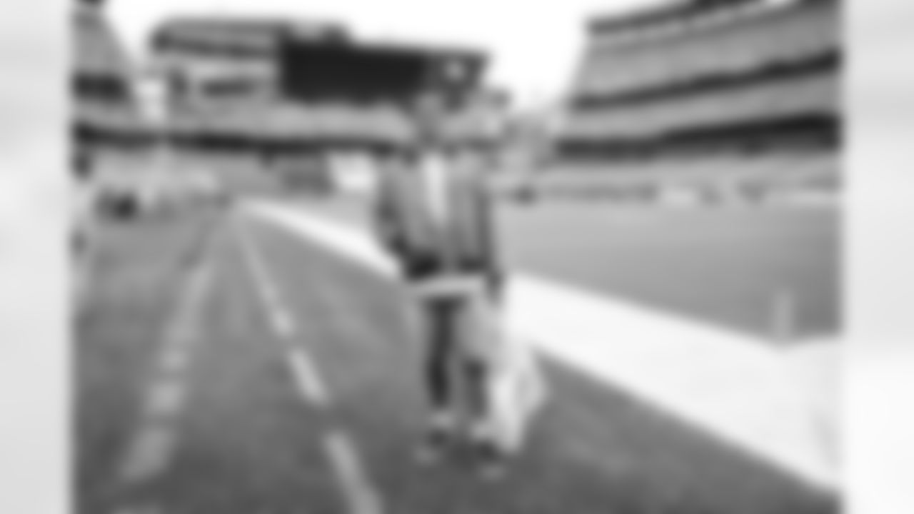 Quarterback Dillon Gabriel (5) before a preseason NFL football game between the Los Angeles Rams and Cleveland Browns on August 23, 2025 at Huntington Bank Field.
