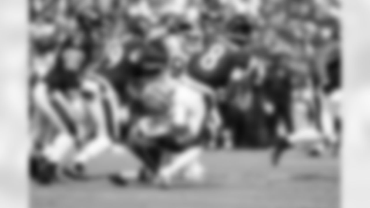 Linebacker Devin Bush (30) during a NFL football game between the Cleveland Browns and Baltimore Ravens on September 14, 2025 at M&T Bank Stadium. The Browns lost 17-41.