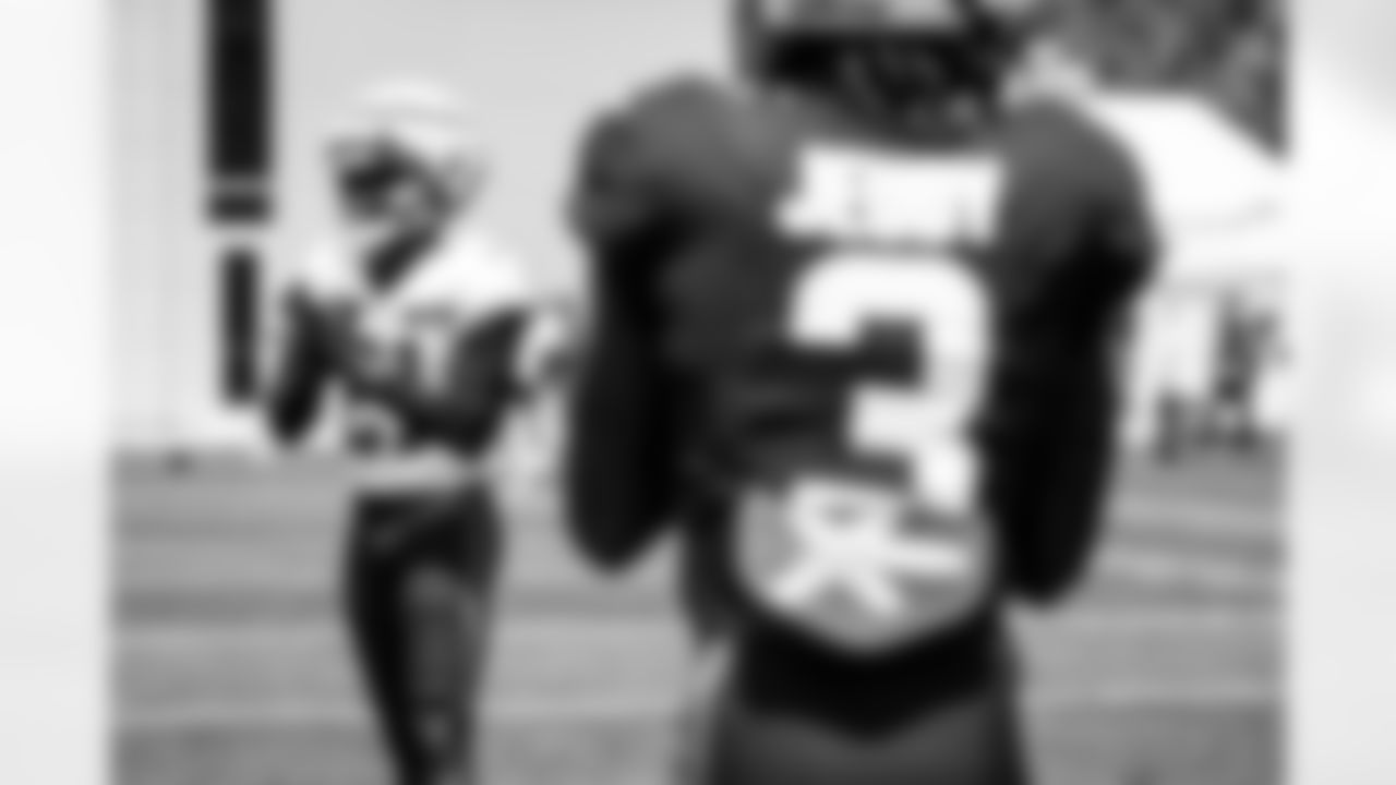 Cornerback Denzel Ward (21) during Day 5 of Training Camp at CrossCountry Mortgage Campus on July 28, 2025.