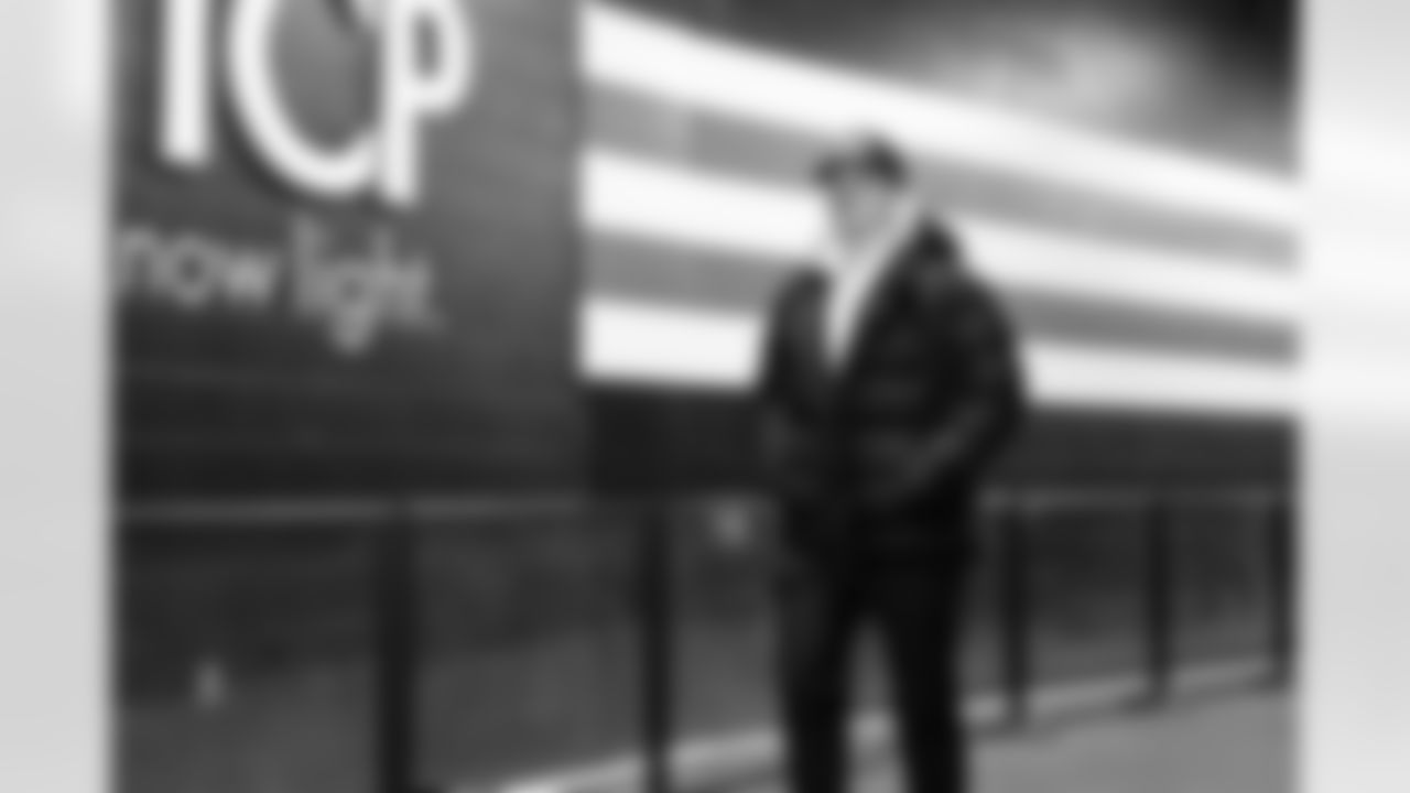 Quarterback Bailey Zappe (11) before a NFL football game between the Pittsburgh Steelers and Cleveland Browns on December 28, 2025 at Huntington Bank Field.