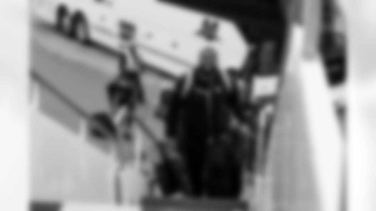 Defensive tackle Shelby Harris (93) travels to New York on November 8, 2025.