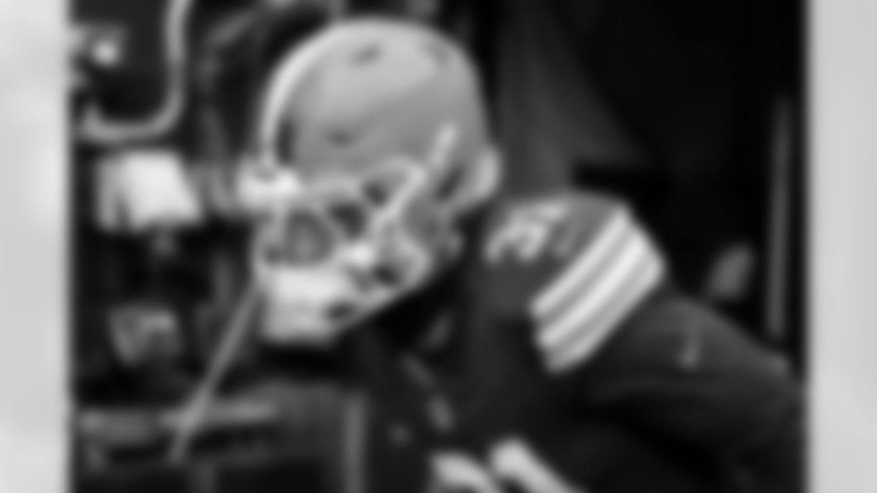 Safety Donovan McMillon (31) before a NFL football game between the Pittsburgh Steelers and Cleveland Browns on December 28, 2025 at Huntington Bank Field.