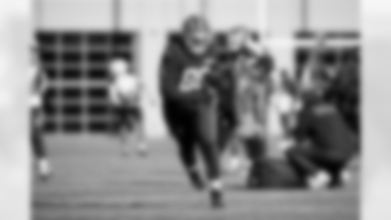 Tight end Blake Whiteheart (86) during practice at CrossCountry Mortgage Campus on December 18, 2025.