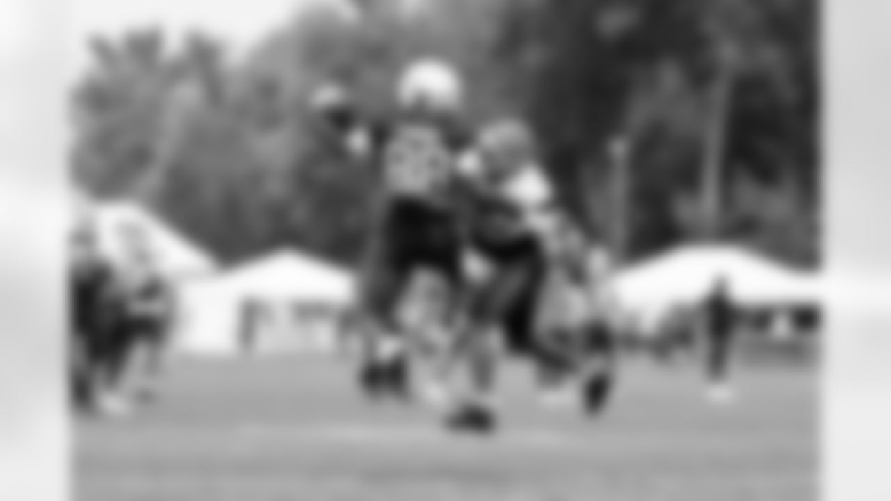 Tight end Harold Fannin Jr. (88) and Safety Nik Needham (25) during Day 10 of Training Camp at CrossCountry Mortgage Campus on August 4, 2025.
