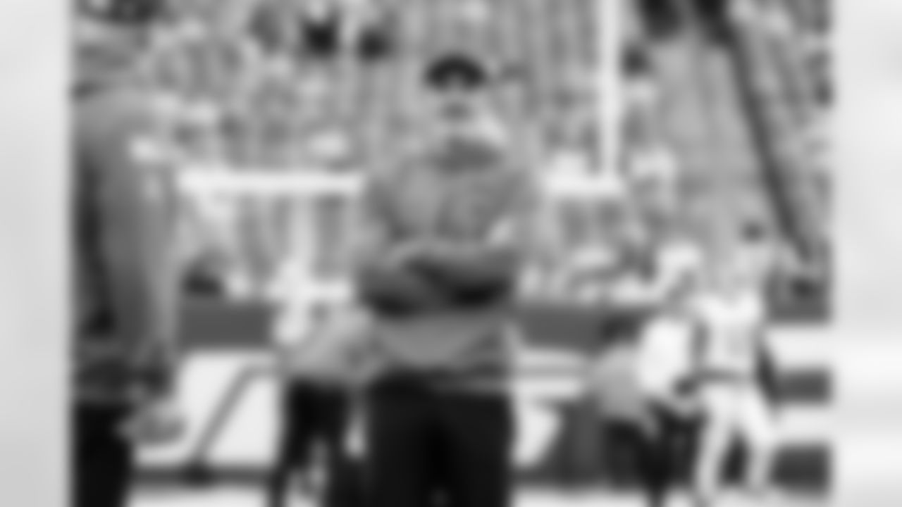 Head Coach Kevin Stefanski before a NFL football game between the Cleveland Browns and New York Jets on November 9, 2025 at MetLife Stadium.