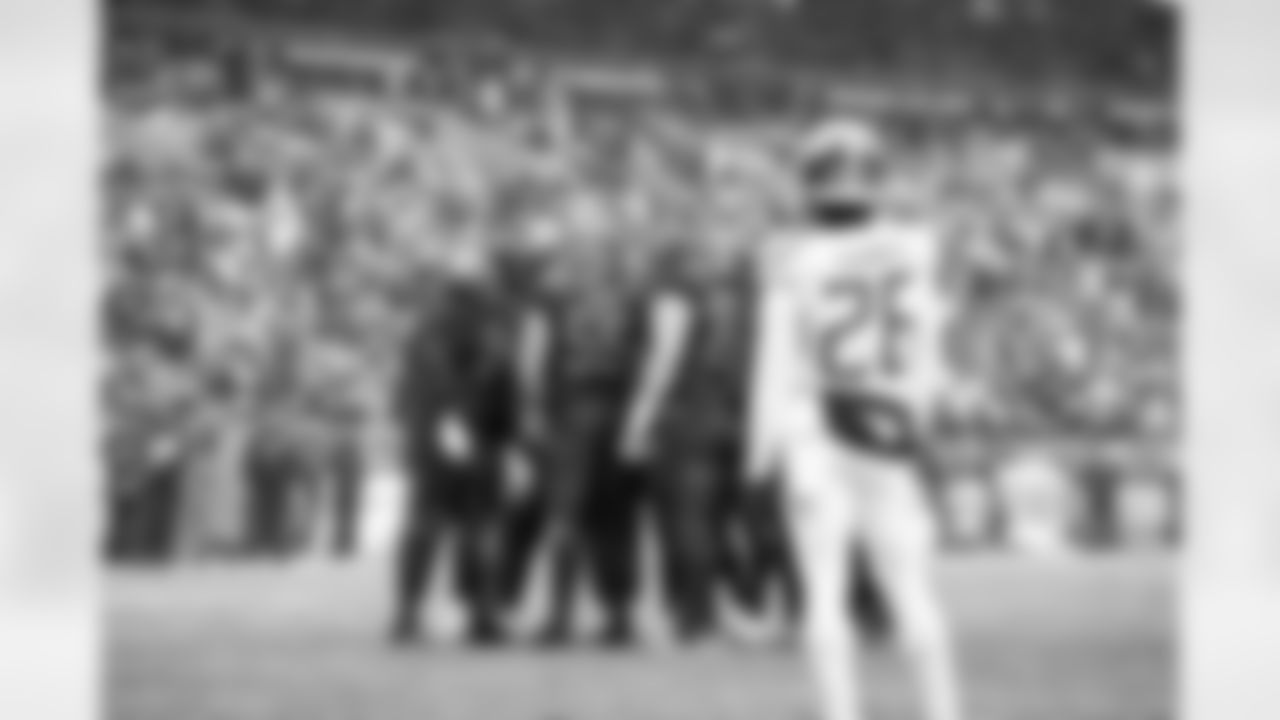 The offense during a NFL football game between the Tennessee Titans and Cleveland Browns on December 7, 2025 at Huntington Bank Field.