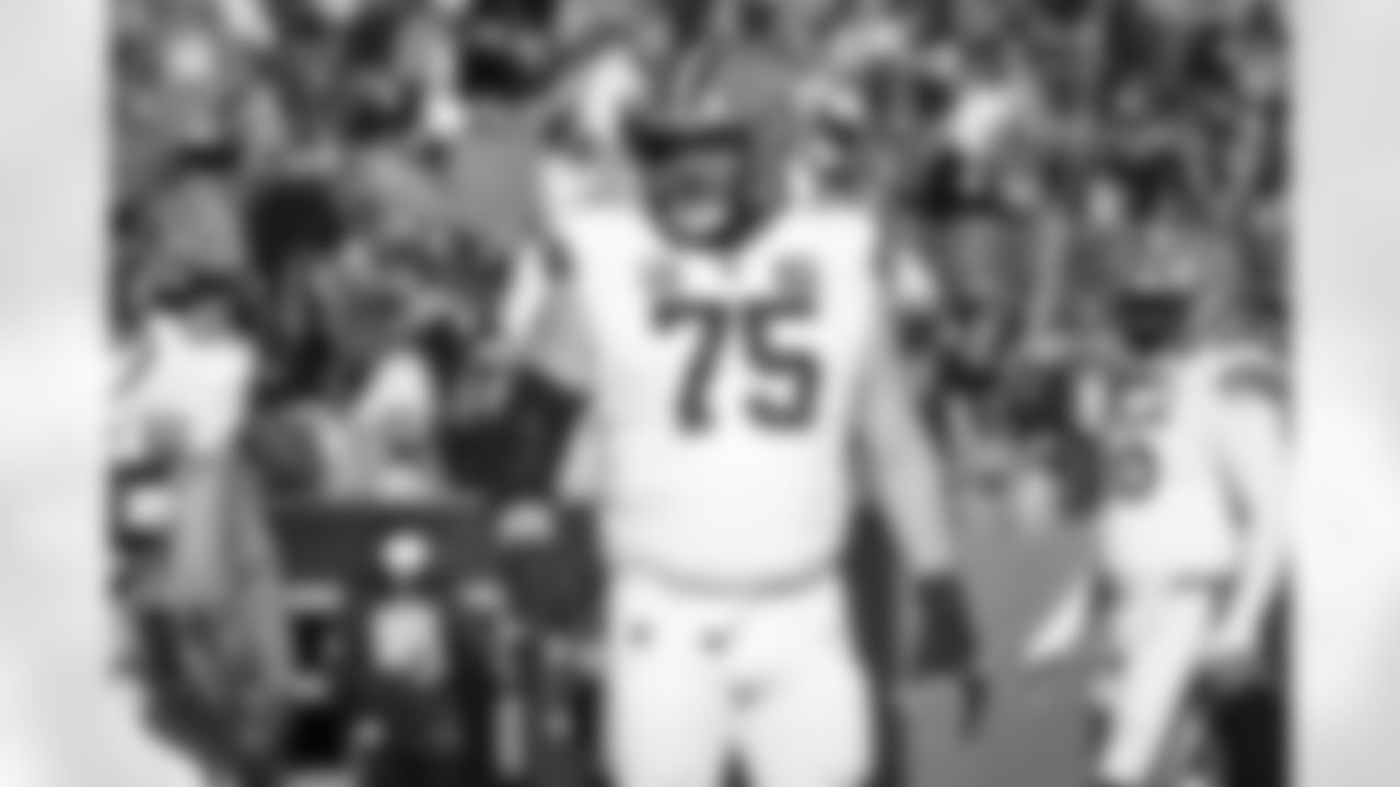 Offensive guard Joel Bitonio (75) before a NFL football game between the Cleveland Browns and Denver Broncos on November 26, 2023 at Empower Field at Mile High.