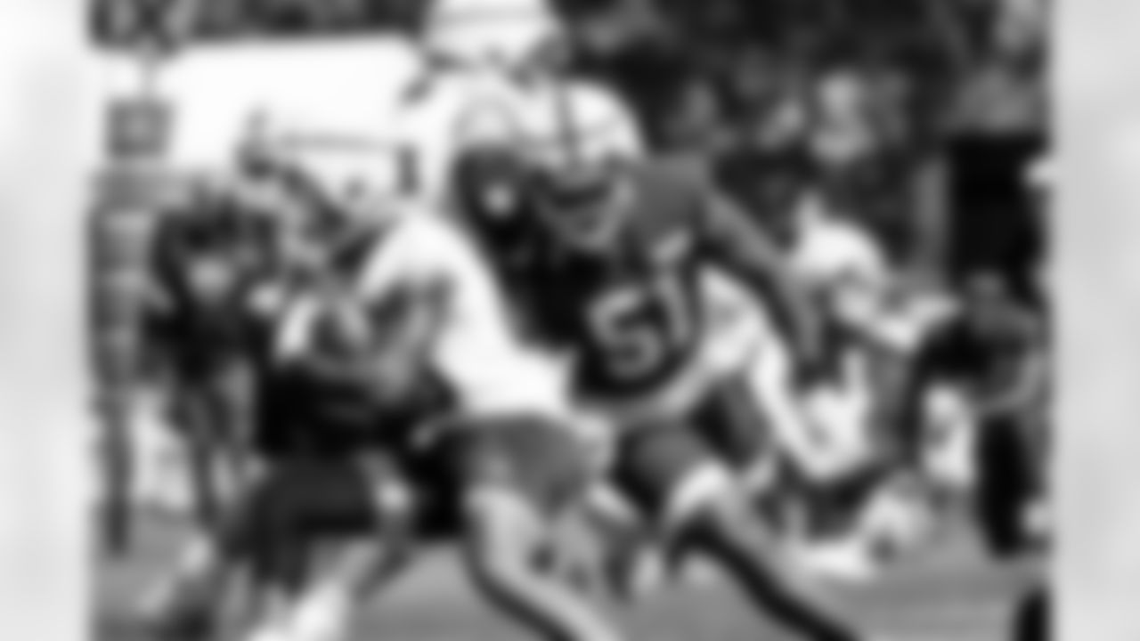 Defensive tackle Mike Hall Jr. (51)