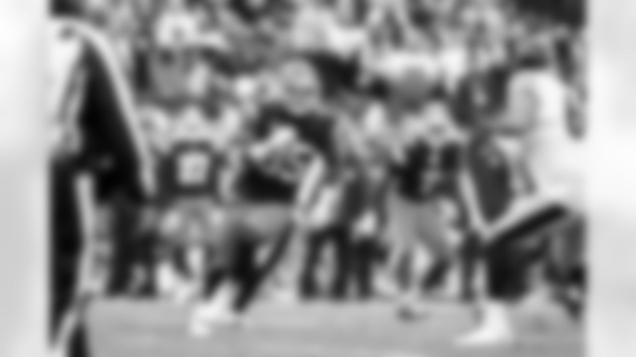 Defensive end Myles Garrett (95) during a NFL football game between the Pittsburgh Steelers and Cleveland Browns on December 28, 2025 at Huntington Bank Field.