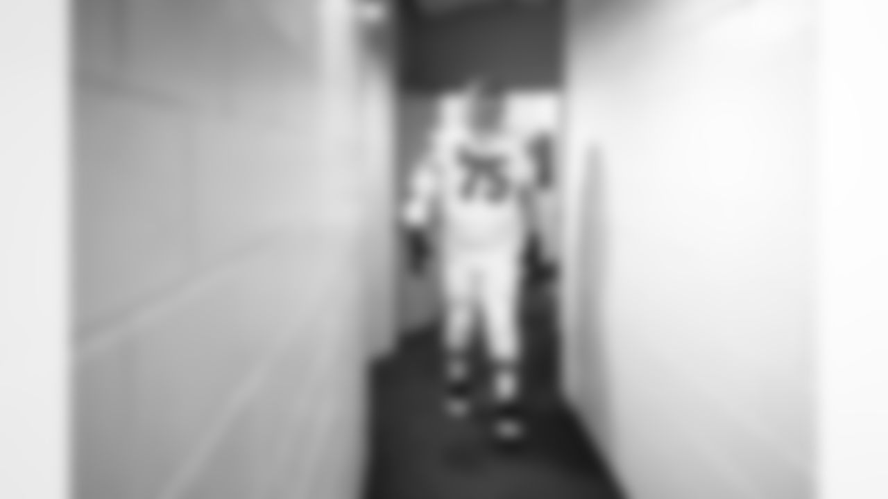 Offensive guard Joel Bitonio (75) before a NFL football game between the Cleveland Browns and Chicago Bears on December 14, 2025 at Soldier Field.