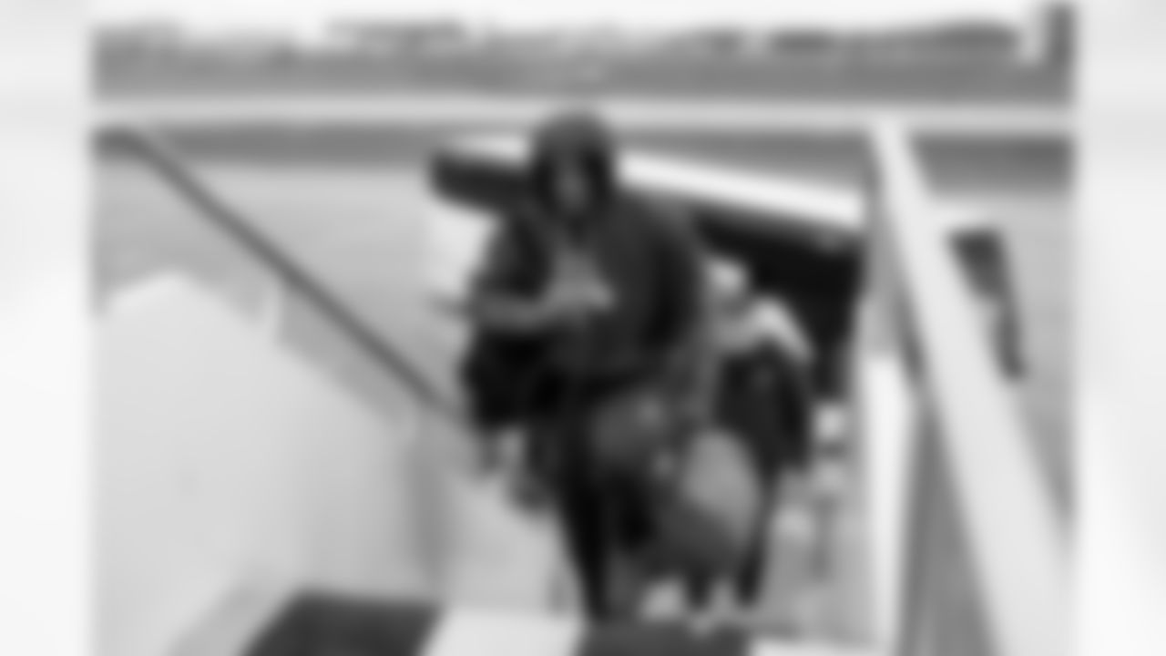 Running back Quinshon Judkins (10) travels to New York on November 8, 2025.