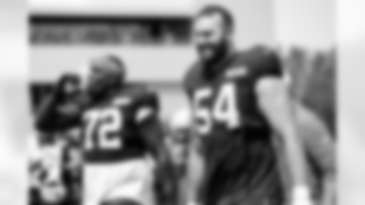 Offensive tackle Kilian Zierer (54)