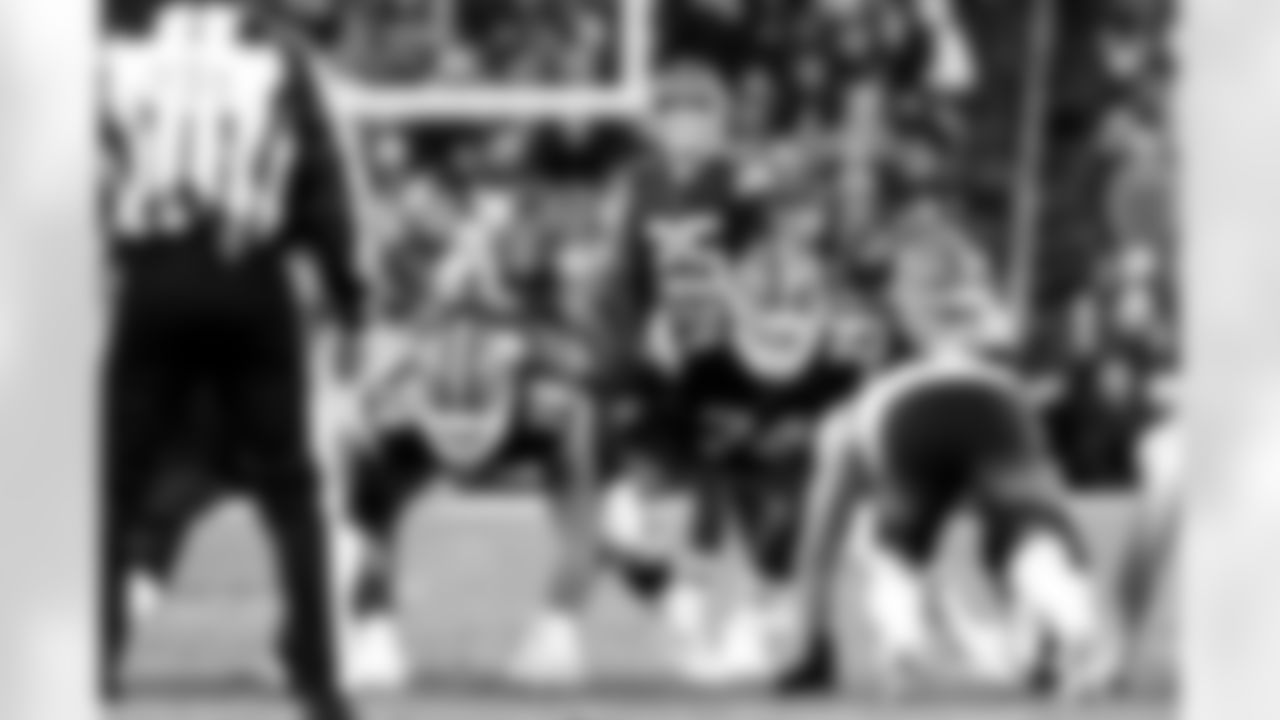 Kicker Andre Szmyt (25) during a NFL football game between the Baltimore Ravens and Cleveland Browns on November 16, 2025 at Huntington Bank Field.