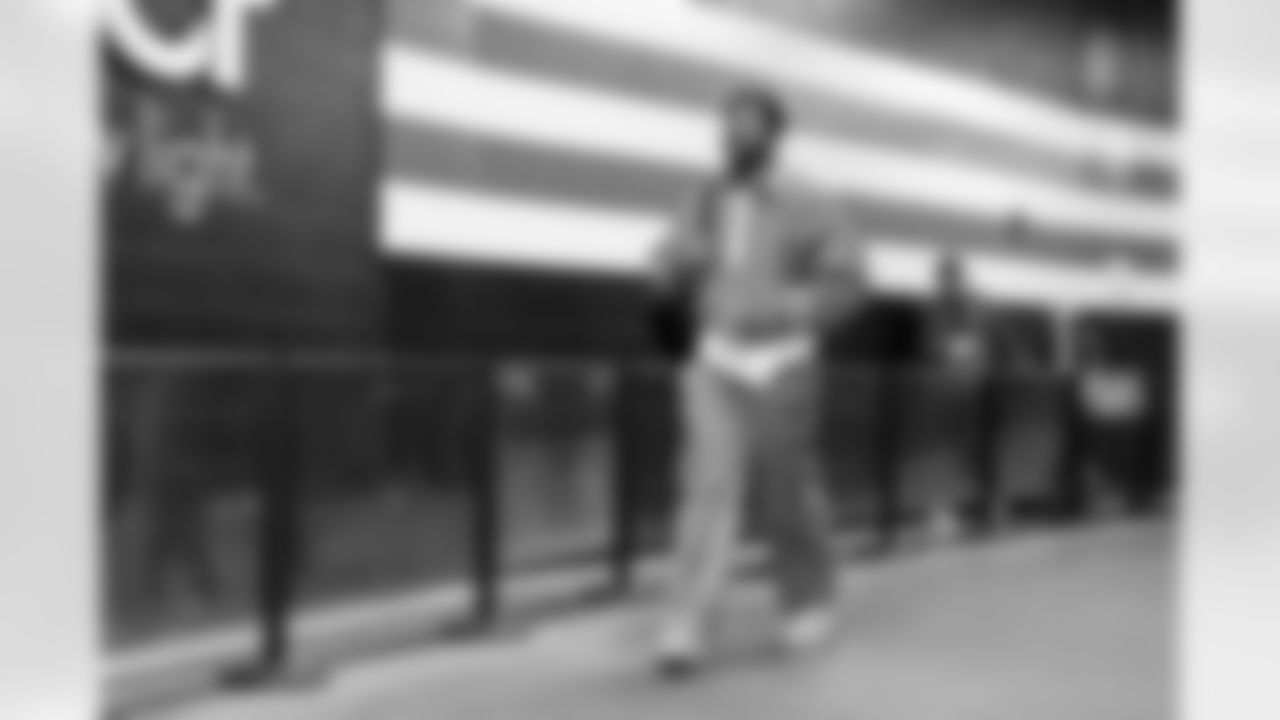 Defensive end Myles Garrett (95) before a NFL football game between the Tennessee Titans and Cleveland Browns on December 7, 2025 at Huntington Bank Field.