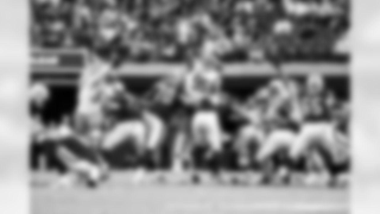 Defensive end Myles Garrett (95) during a NFL football game between the Cleveland Browns and Las Vegas Raiders on November 23, 2025 at Allegiant Stadium.