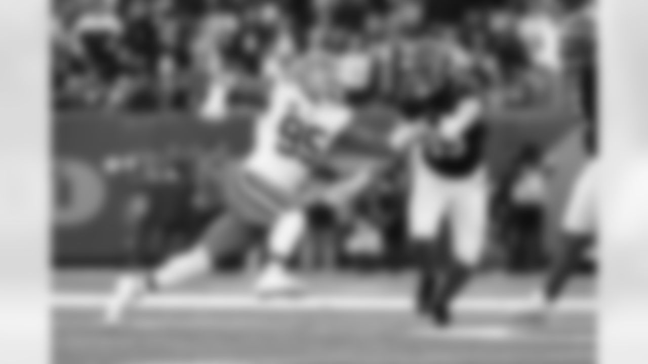 Defensive end Myles Garrett (95) during a NFL football game between the Cleveland Browns and Cincinnati Bengals on January 4, 2026 at Paycor Stadium. The Browns won 20-18.