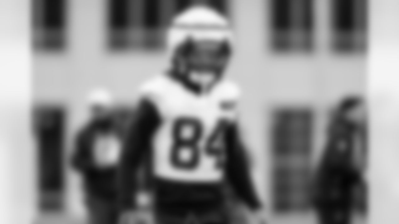 Wide receiver Gage Larvadain (84) during practice at CrossCountry Mortgage Campus on November 20, 2025.