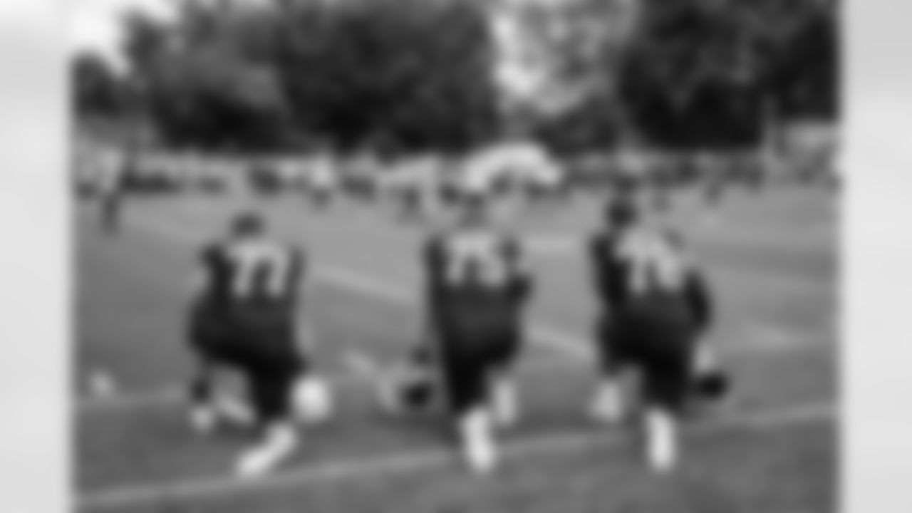 Offensive guard Wyatt Teller (77), Offensive guard Joel Bitonio (75) and Offensive tackle Jack Conklin (78) during Day 3 of Training Camp at CrossCountry Mortgage Campus on July 25, 2025.