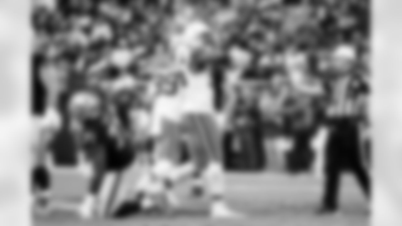 Defensive end Myles Garrett (95) during a NFL football game between the Cleveland Browns and Las Vegas Raiders on November 23, 2025 at Allegiant Stadium.